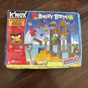 K'NEX: Angry Birds Grillin And Chillin 182 pcs - New Sealed Damaged Box RARE HTF